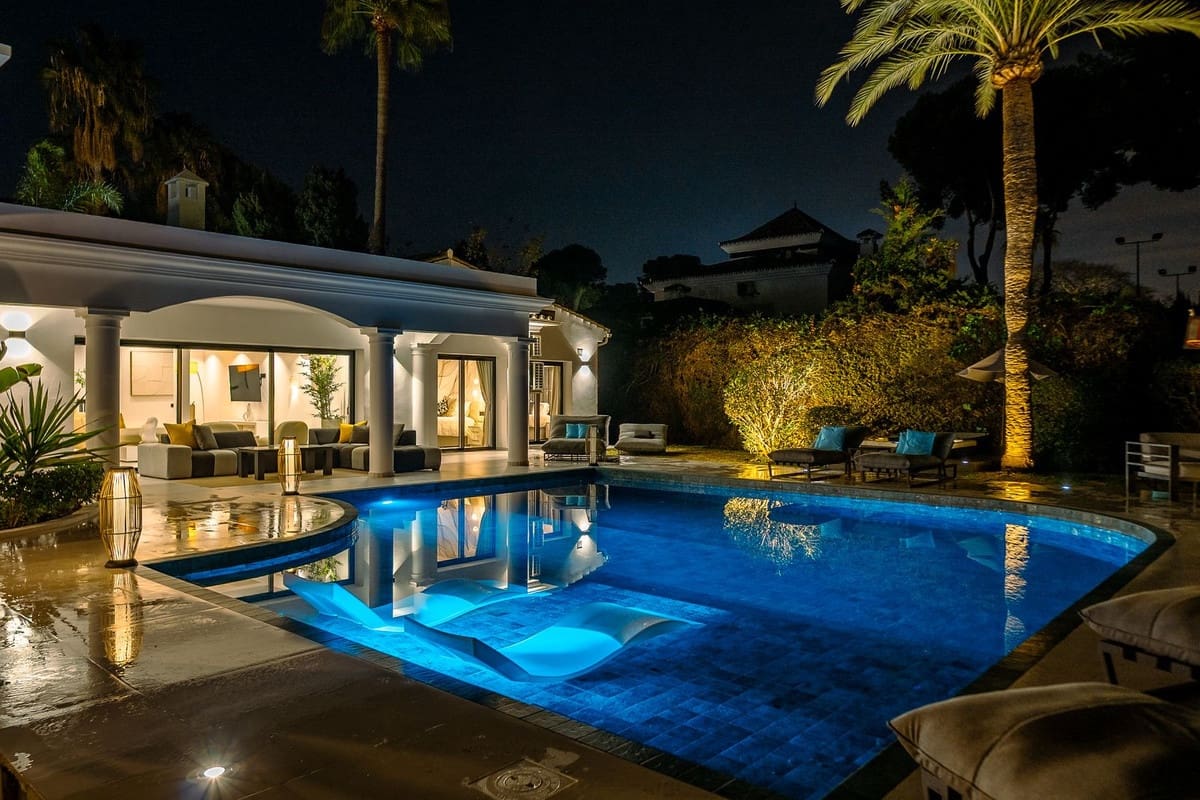 5 makuuhuone Huvila vuokrattavana paikassa El Paraiso - 25 000 € (Ref: 9468668)