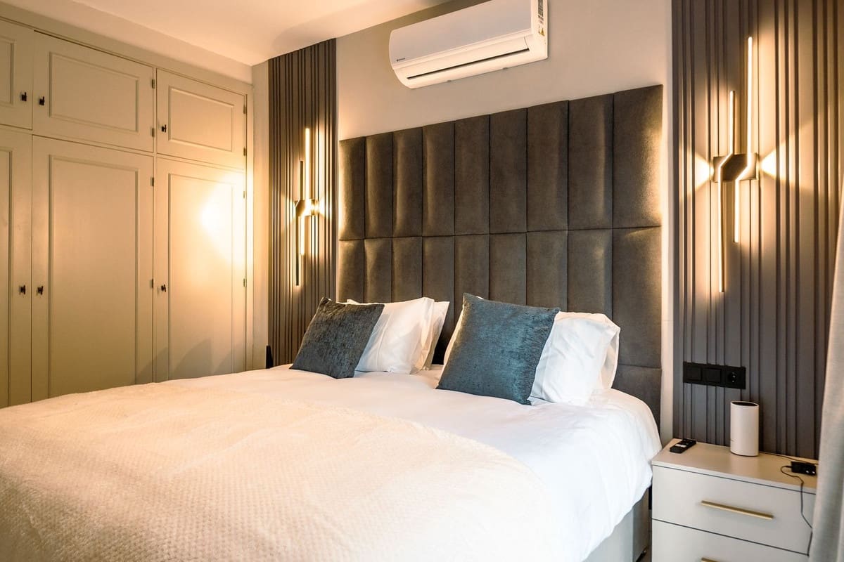 5 makuuhuone Huvila lomavuokrausta paikassa El Paraiso - 3 500 € (Ref: 9468669)