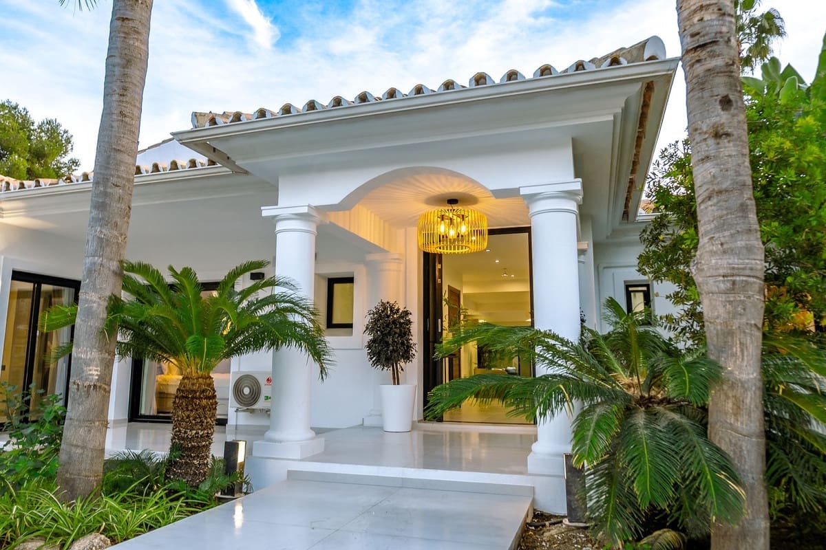 5 makuuhuone Huvila lomavuokrausta paikassa El Paraiso - 3 500 € (Ref: 9468669)