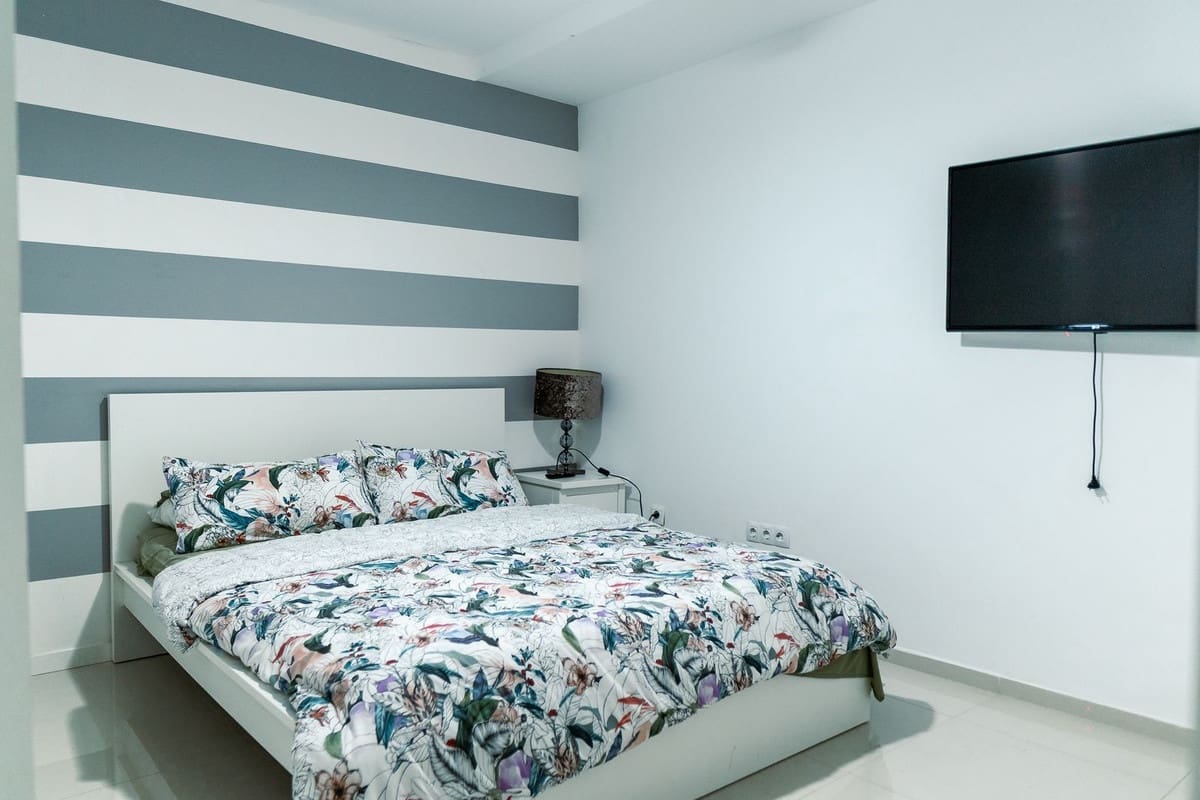 Chalet de 5 habitaciones en Nueva Andalucia en alquiler con piscina garaje - 12.000 € (Ref: 9470709)