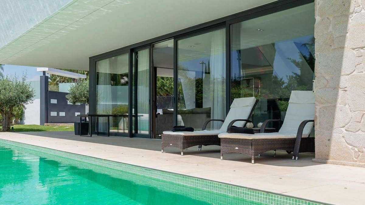 Chalet de 5 habitaciones en Nueva Andalucia en alquiler con piscina garaje - 12.000 € (Ref: 9470709)