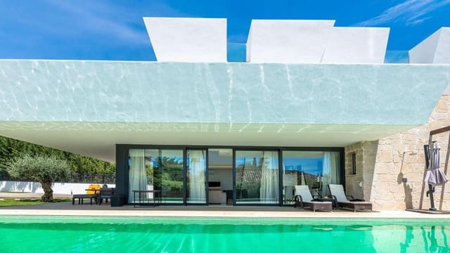 Chalet de 5 habitaciones en Nueva Andalucia, Marbella en alquiler con piscina garaje - 12.000 € (Ref: 9470709)