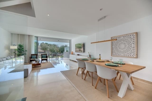 4 makuuhuone Omakotitalo vuokrattavana paikassa Marbella mukana uima-altaan 
autotalli - 5 000 € (Ref: 9490961)