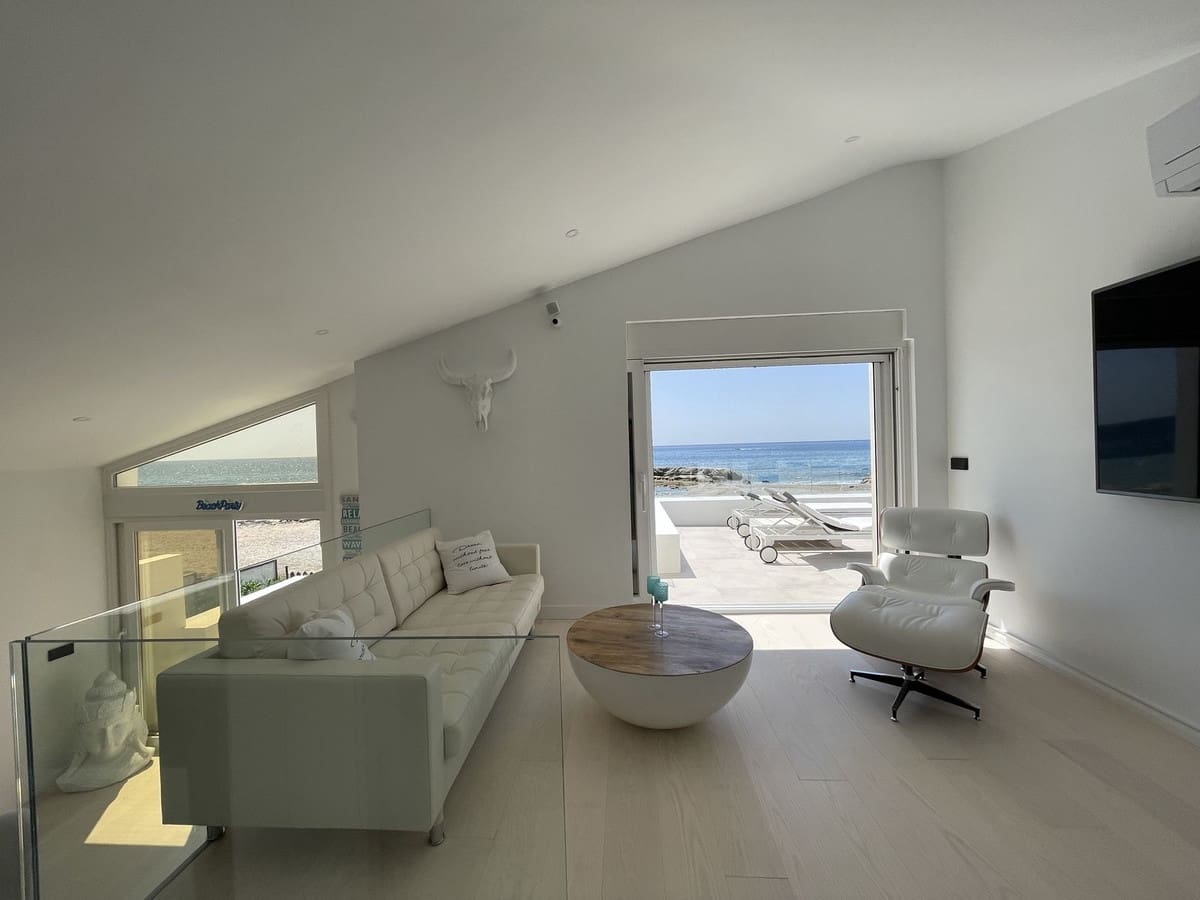 3 camera da letto Villetta Bifamiliare da affitare come casa vacanza in Bahia Dorada - 2.500 € (Rif: 9507990)