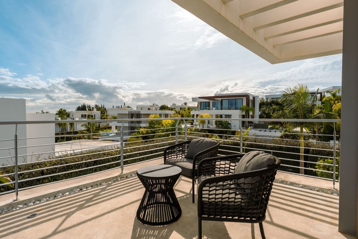 3 bedroom Villa for rent in Cancelada - € 7,000 (Ref: 9524707)