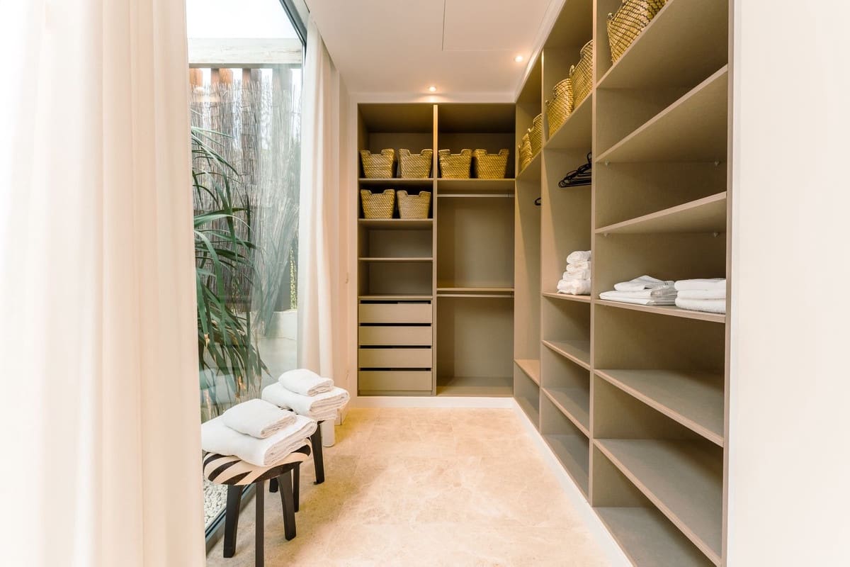 Chalet de 3 habitaciones en Cancelada en alquiler vacacional - 3.500 € (Ref: 9524708)