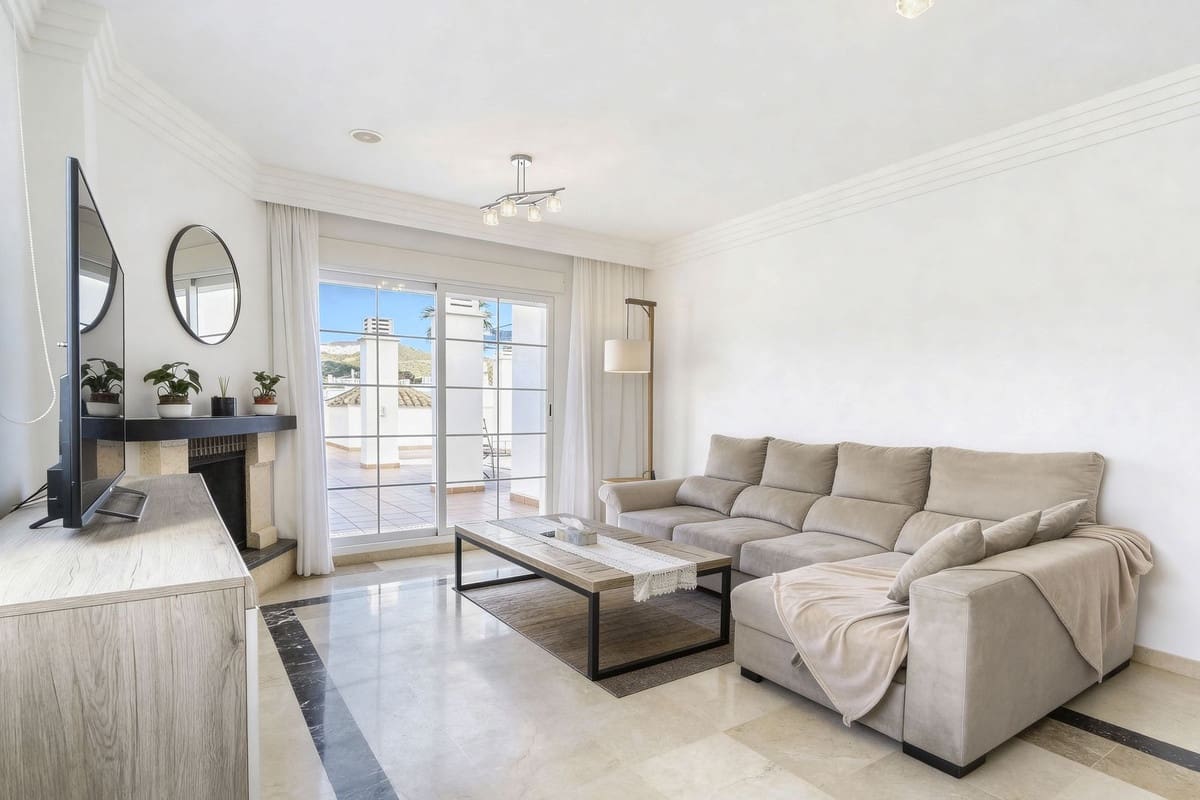 3 slaapkamer Appartement te huur in Rio Real met zwembad garage - € 2.600 (Ref: 9537847)