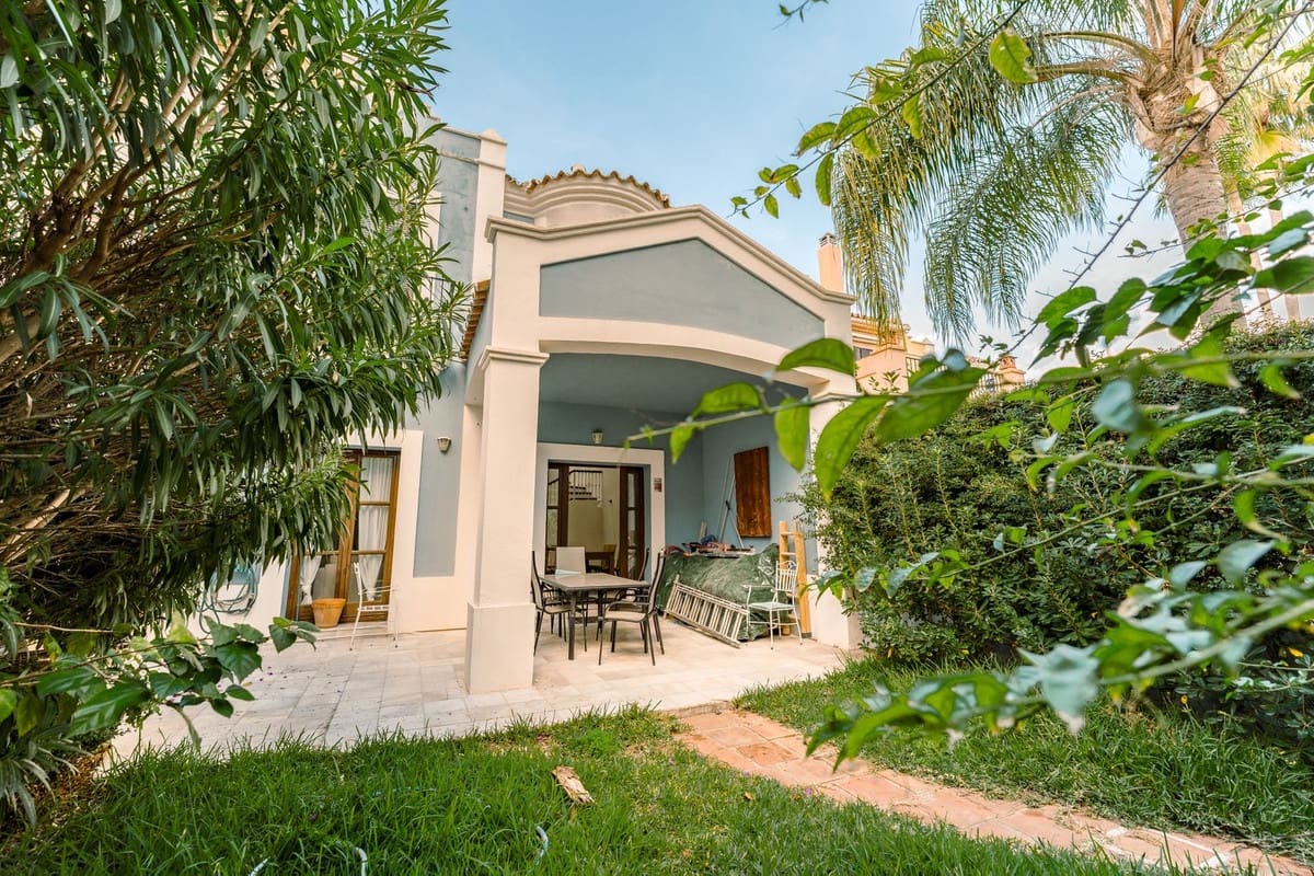 4 camera da letto Casa da affittare in Guadalmina con piscina garage - 4.500 € (Rif: 9539862)