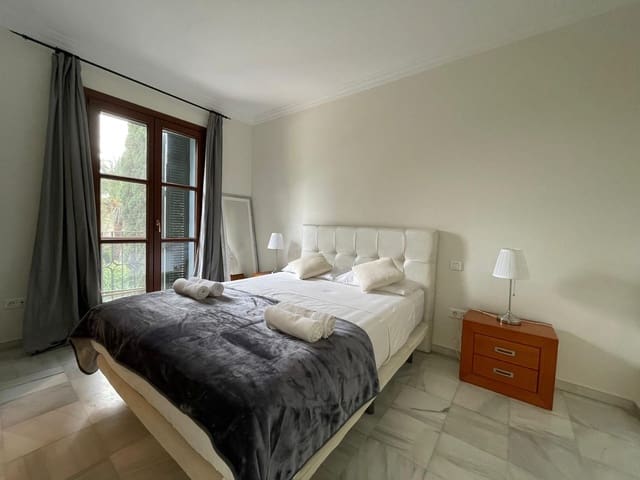 4 slaapkamer Huis te huur in Guadalmina Alta, Marbella met zwembad garage - € 4.000 (Ref: 9539862)