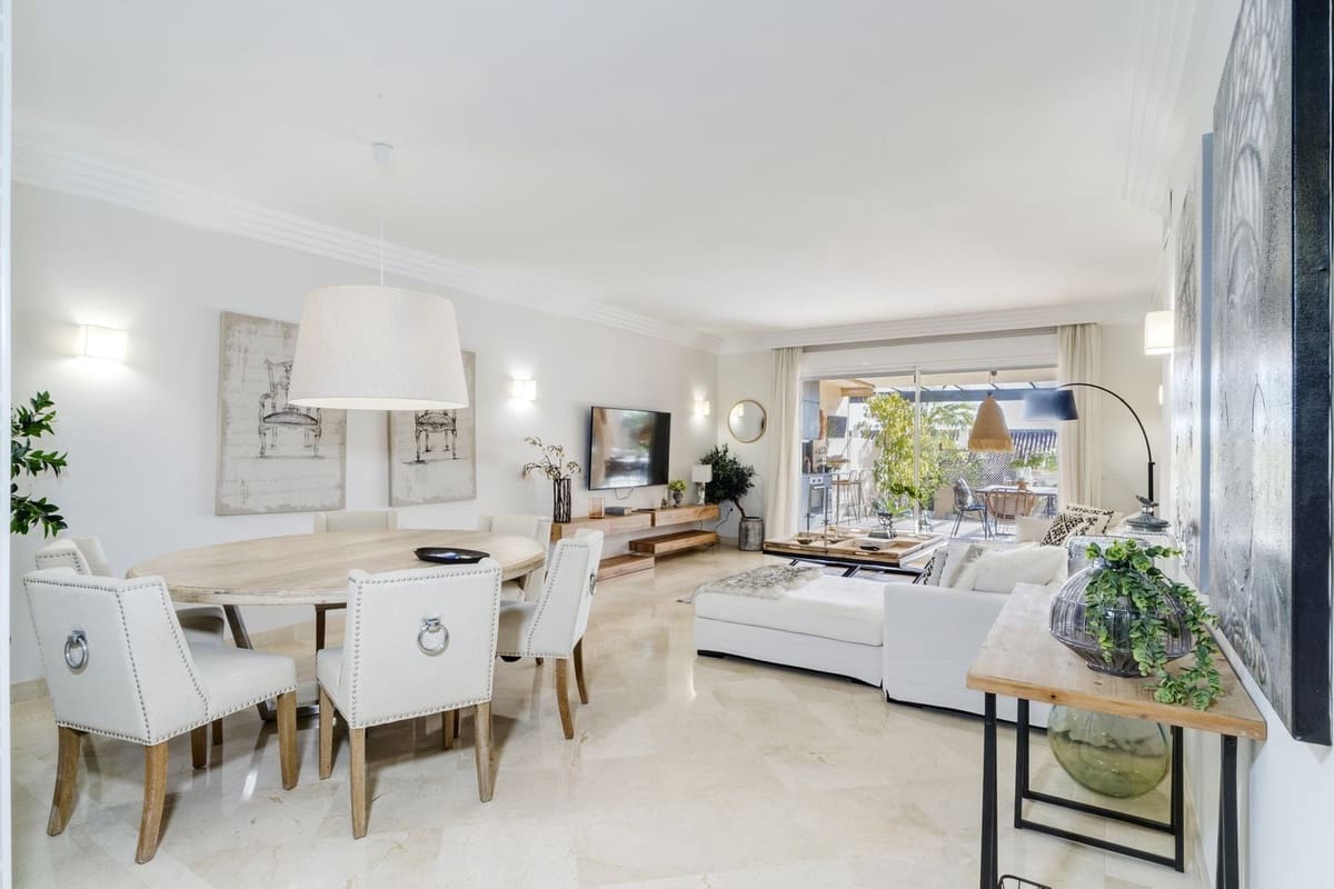 2 camera da letto Appartamento in vendita in Nueva Andalucia con piscina garage - 760.000 € (Rif: 9564110)