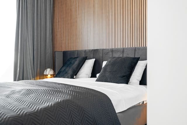 3 soveværelse Lejlighed til leje i La Cala de Mijas, Mijas - € 2.750 (Ref: 9575133)