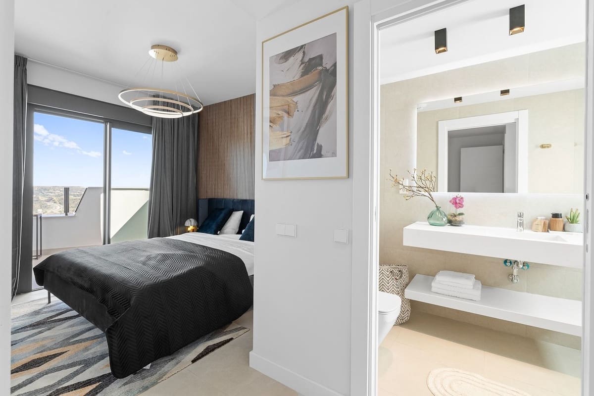 Appartement de 3 chambres à louer à La Cala de Mijas avec piscine garage - 2 750 € (Ref: 9575133)