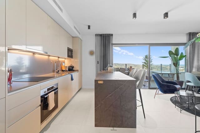 3 soverom Leilighet til leie i La Cala de Mijas, Mijas med svømmebasseng garasje - € 2 750 (Ref: 9575133)