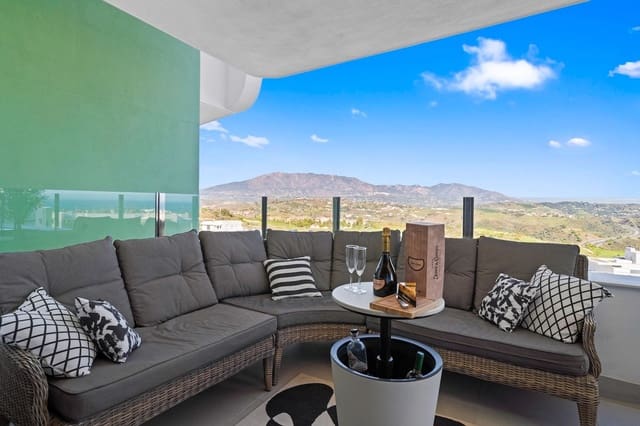 3 soverom Leilighet til leie i La Cala de Mijas, Mijas med svømmebasseng garasje - € 2 750 (Ref: 9575133)