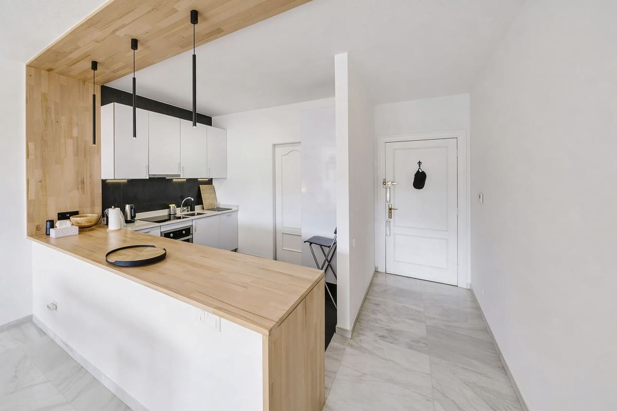 2 bedroom Apartment for sale in Los Arqueros with pool garage - € 425,000 (Ref: 9603263)