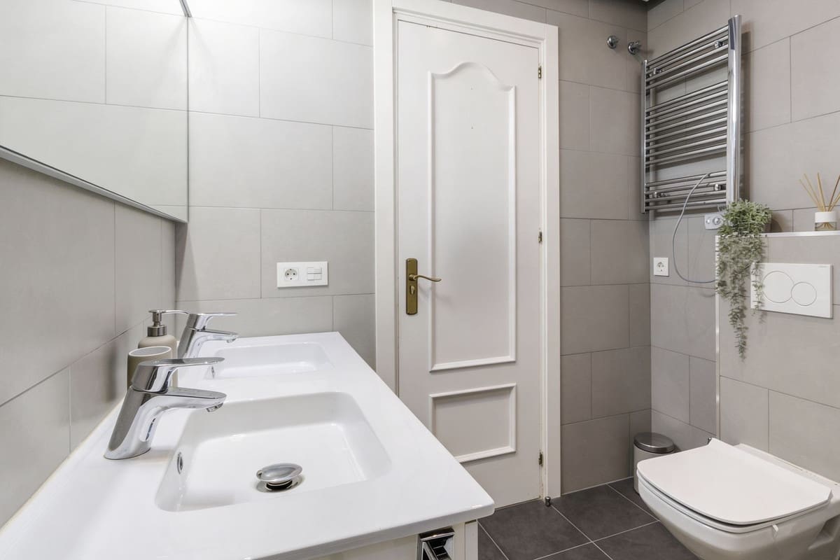 2 bedroom Apartment for sale in Los Arqueros with pool garage - € 425,000 (Ref: 9603263)