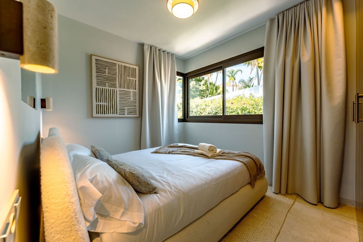 3 bedroom Apartment for rent in La Quinta with pool garage - € 5,750 (Ref: 9603264)