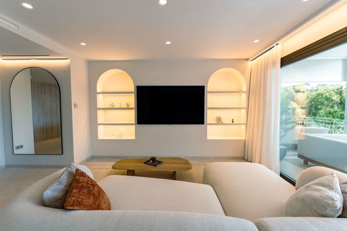 3 bedroom Apartment for rent in La Quinta with pool garage - € 5,750 (Ref: 9603264)