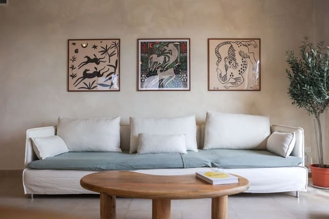 2 quarto Apartamento para arrendar em Los Monteros, Marbella com piscina - 2 000 € (Ref: 9611944)