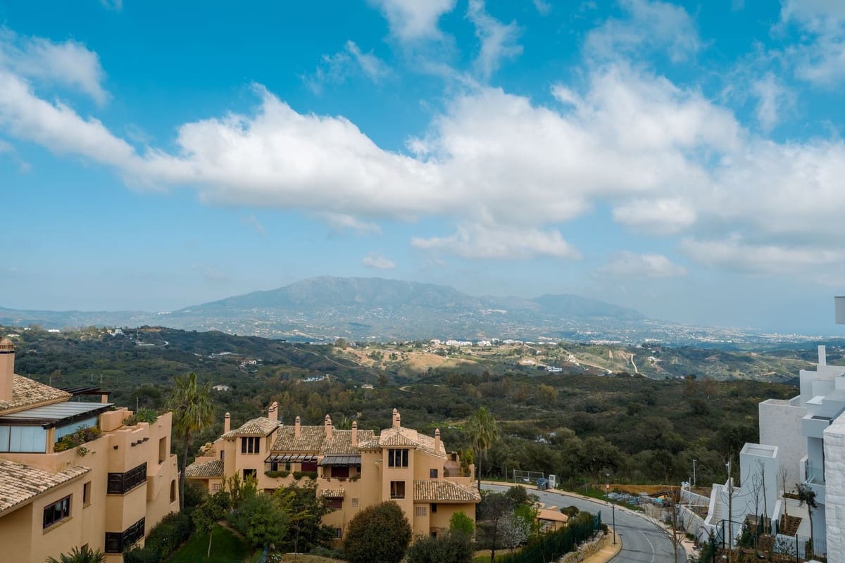 3 camera da letto Appartamento in vendita in Ojen con piscina garage - 2.000.000 € (Rif: 9642841)