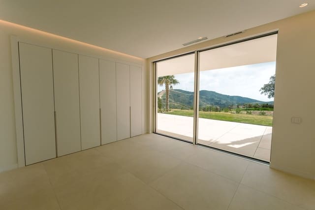 2 bedroom Apartment for sale in Ojen with pool garage - € 960,000 (Ref: 9642845)