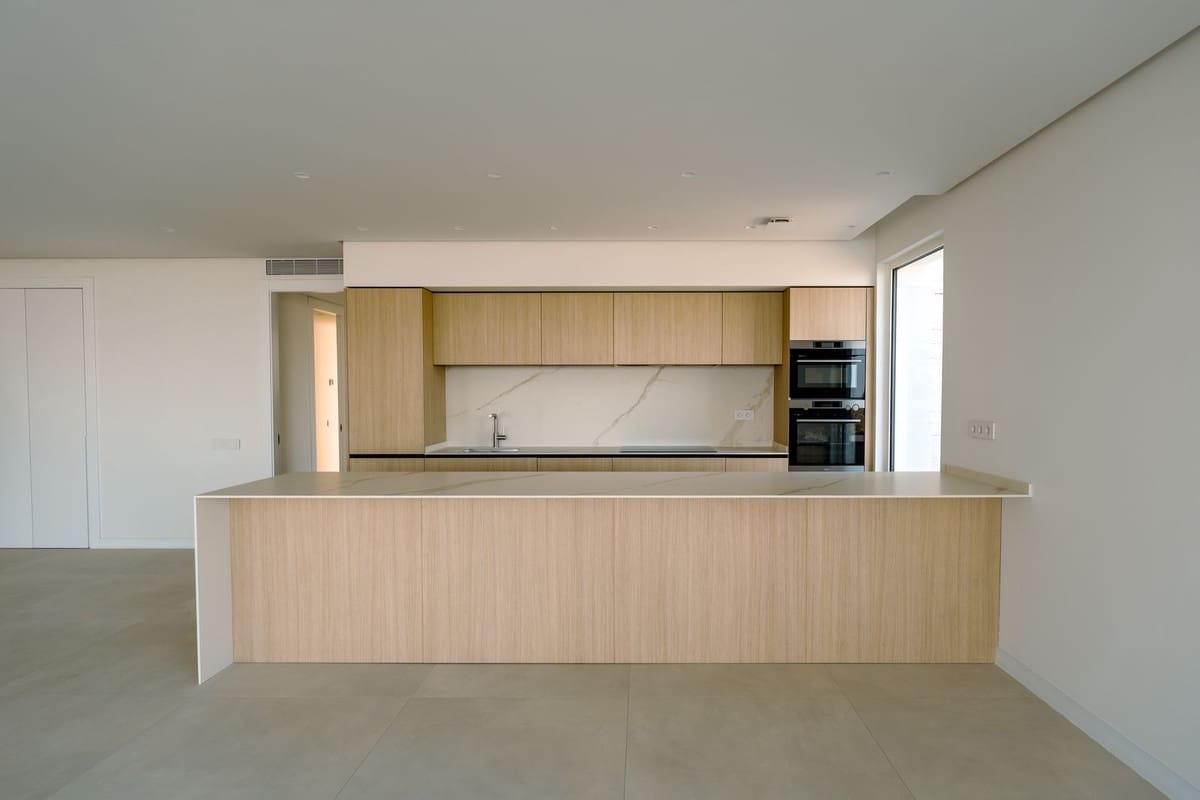 3 Zimmer Apartment zu verkaufen in Ojen mit Pool Garage - 1.250.000 € (Ref: 9642847)