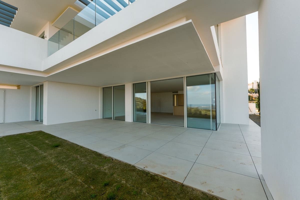 3 Zimmer Apartment zu verkaufen in Ojen mit Pool Garage - 1.250.000 € (Ref: 9642847)