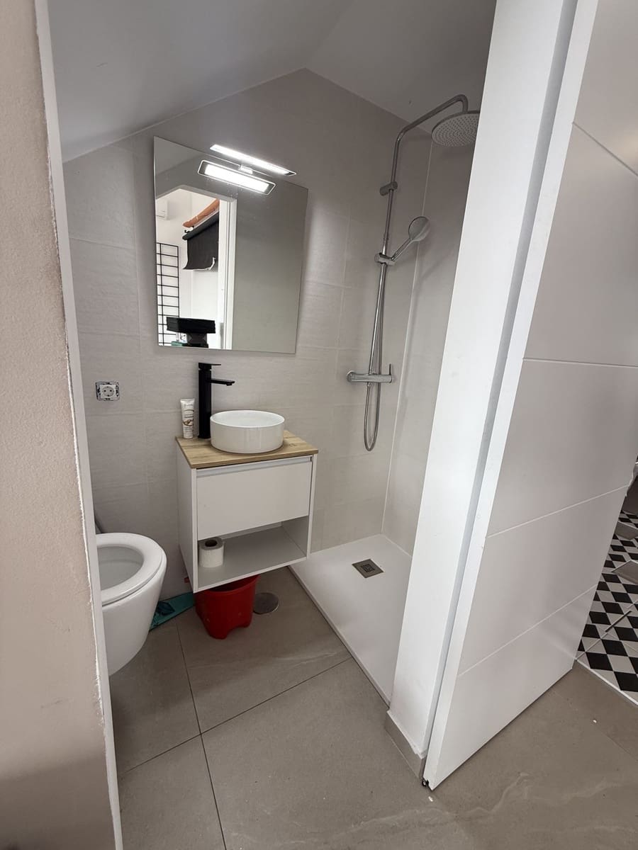 Kommersiell till salu i Calahonda - 199 000 € (Ref: 9659806)