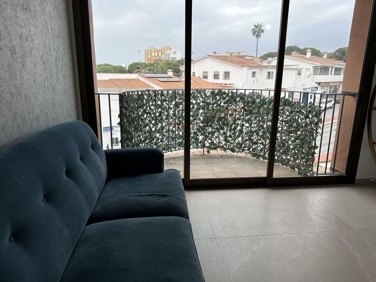 Kommersiell till salu i Calahonda - 199 000 € (Ref: 9659806)