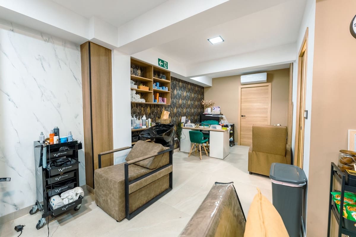 Local Commercial à vendre à Calahonda - 199 000 € (Ref: 9659806)