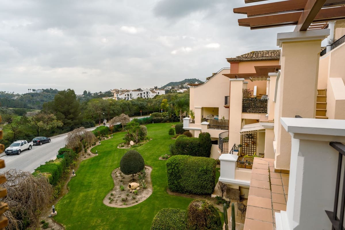 3 Zimmer Apartment zu verkaufen in Los Arqueros mit Pool Garage - 549.000 € (Ref: 9671171)