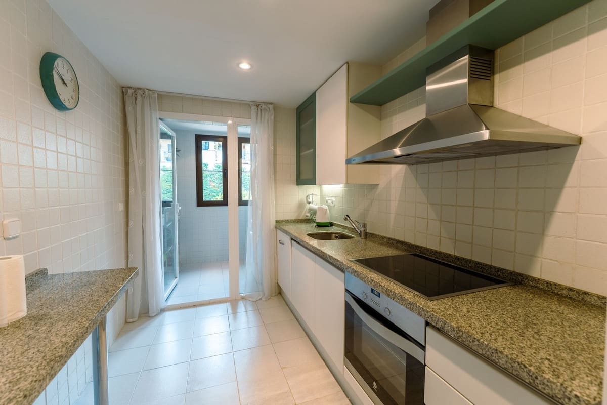 3 Zimmer Apartment zu verkaufen in Los Arqueros mit Pool Garage - 549.000 € (Ref: 9671171)