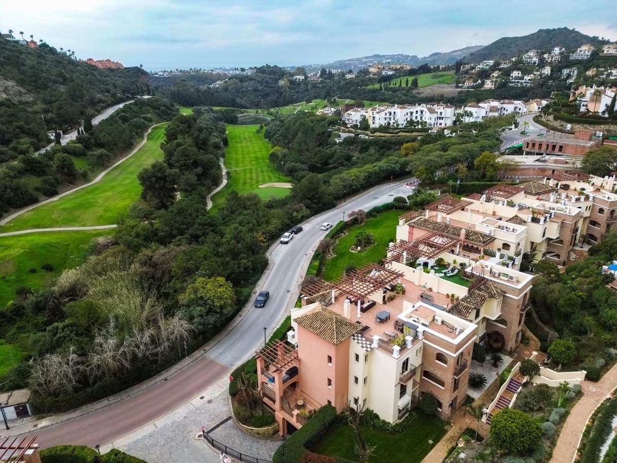 3 Zimmer Apartment zu verkaufen in Los Arqueros mit Pool Garage - 549.000 € (Ref: 9671171)