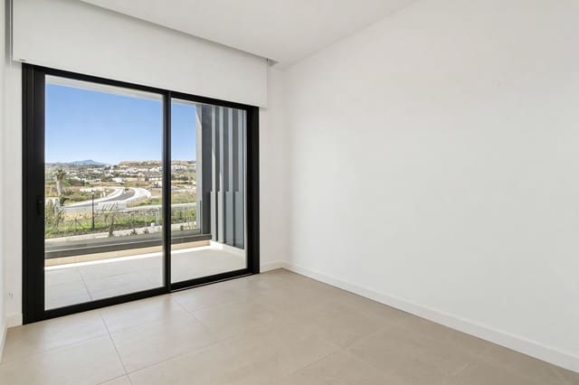 3 sypialnia Dom blizniak na sprzedaż w Atalaya-Isdabe, Estepona z basenem garażem - 745 000 € (Ref: 9673579)