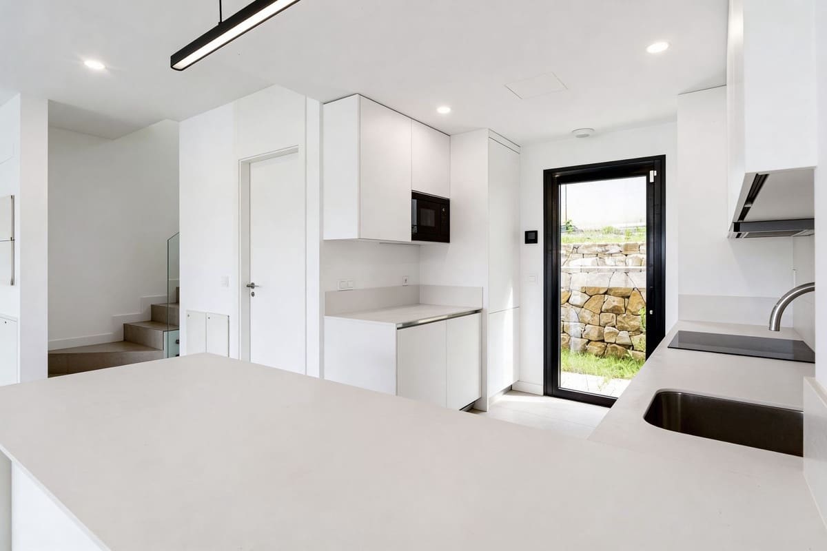 Pareado de 3 habitaciones en Atalaya-Isdabe en alquiler con piscina garaje - 4.500 € (Ref: 9673580)