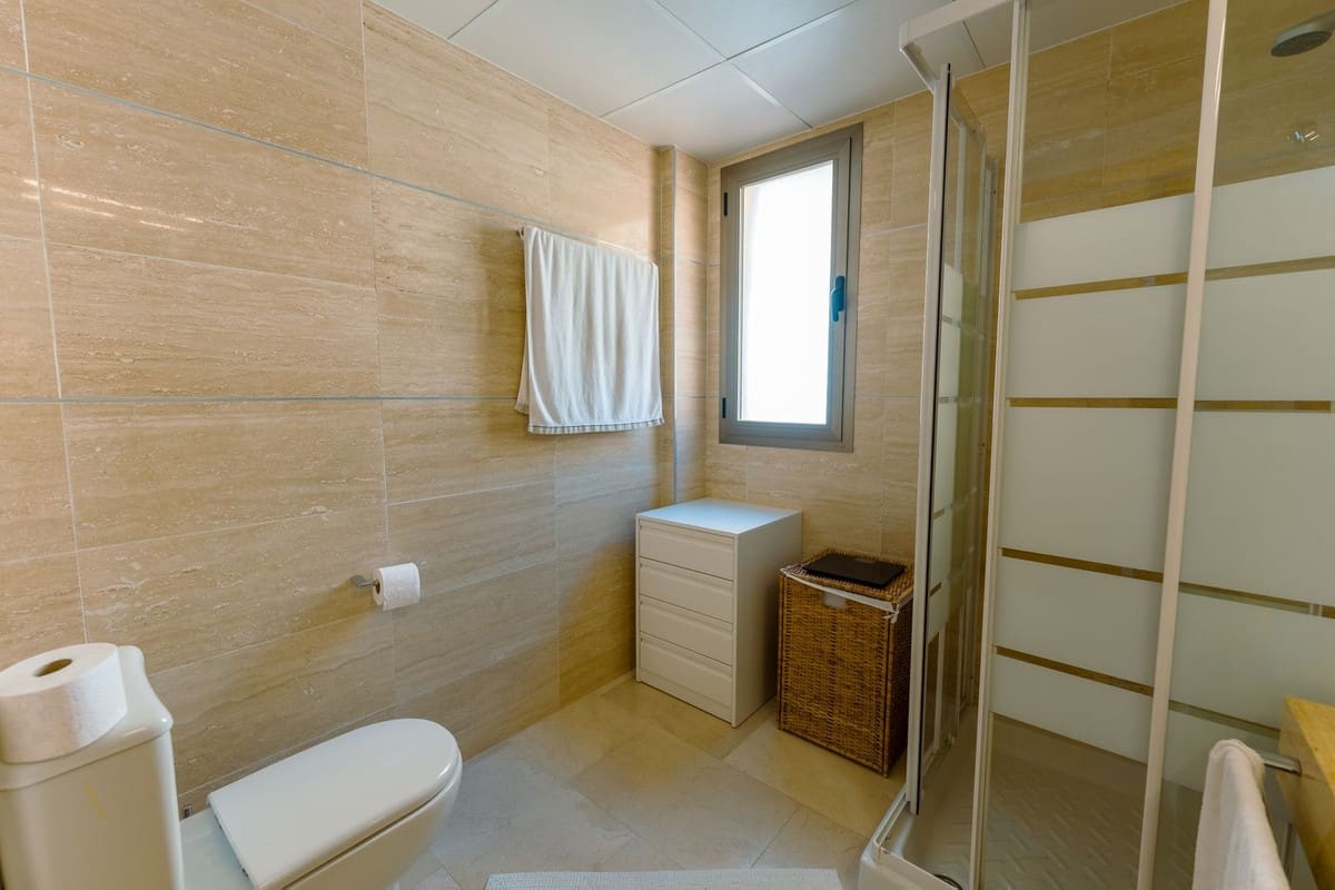 2 Zimmer Apartment zu verkaufen in Benahavis mit Pool Garage - 585.000 € (Ref: 9681436)