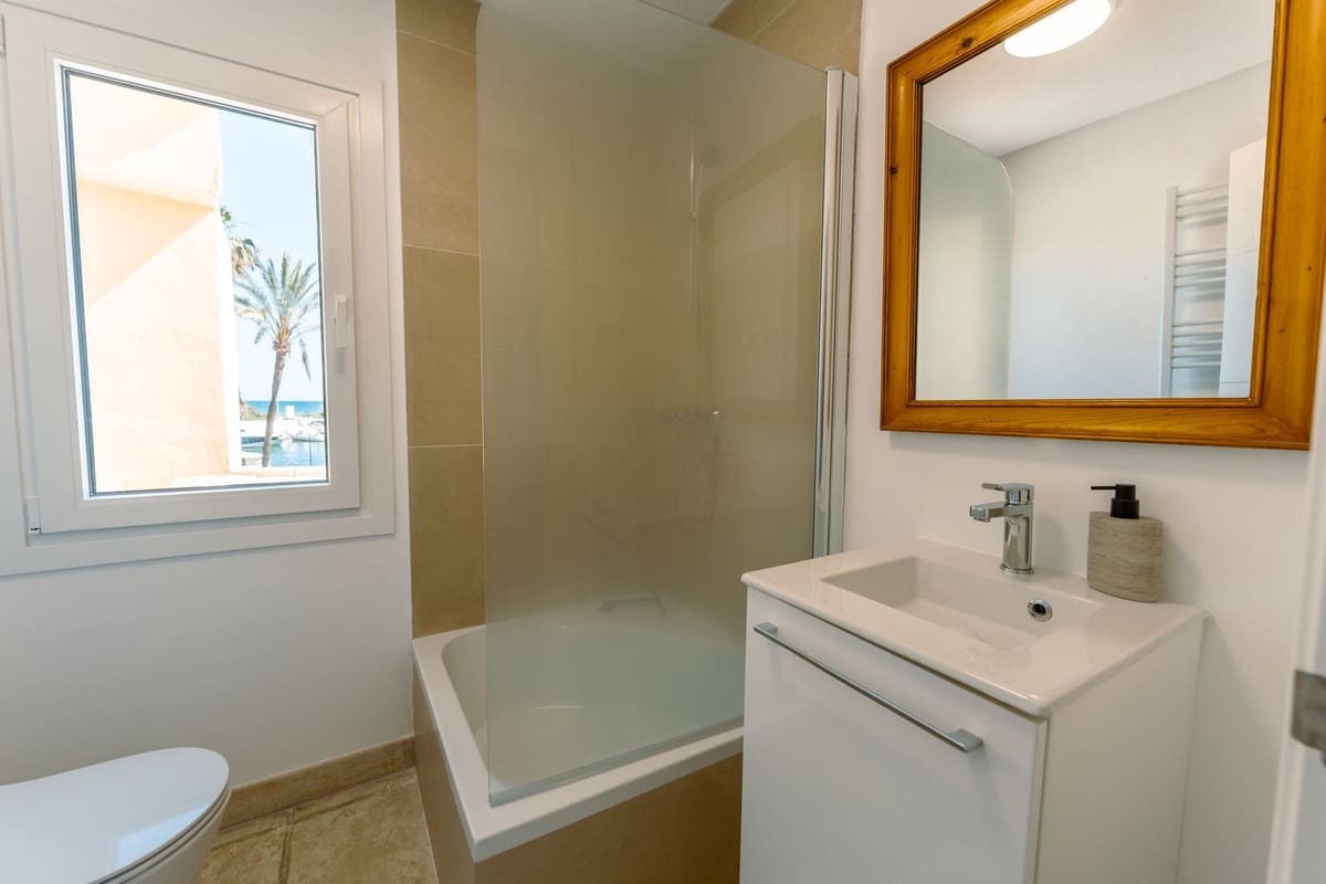 4 quarto Casa em Banda para arrendamento para férias em Cabopino com piscina Garagem - 1 950 € (Ref: 9696783)