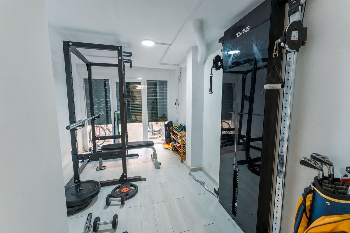 4 bedroom Townhouse for sale in New Golden Mile - € 1,099,000 (Ref: 9747257)