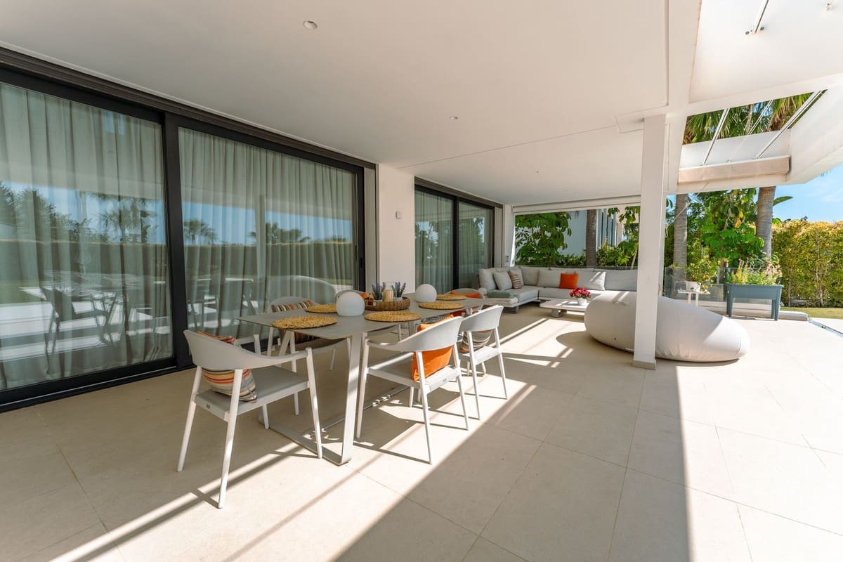 4 bedroom Villa for rent in Cancelada with pool - € 13,000 (Ref: 9749429)