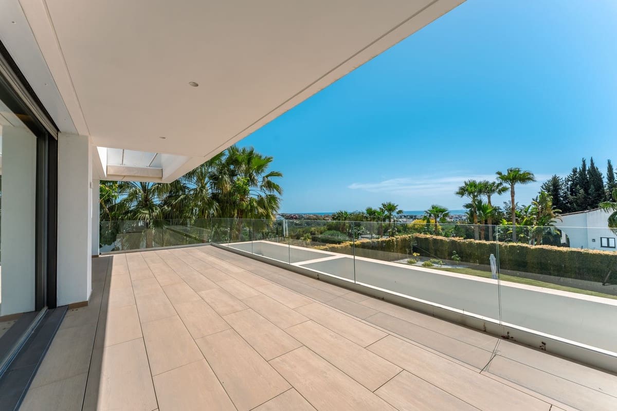 4 bedroom Villa for rent in Cancelada with pool - € 13,000 (Ref: 9749429)