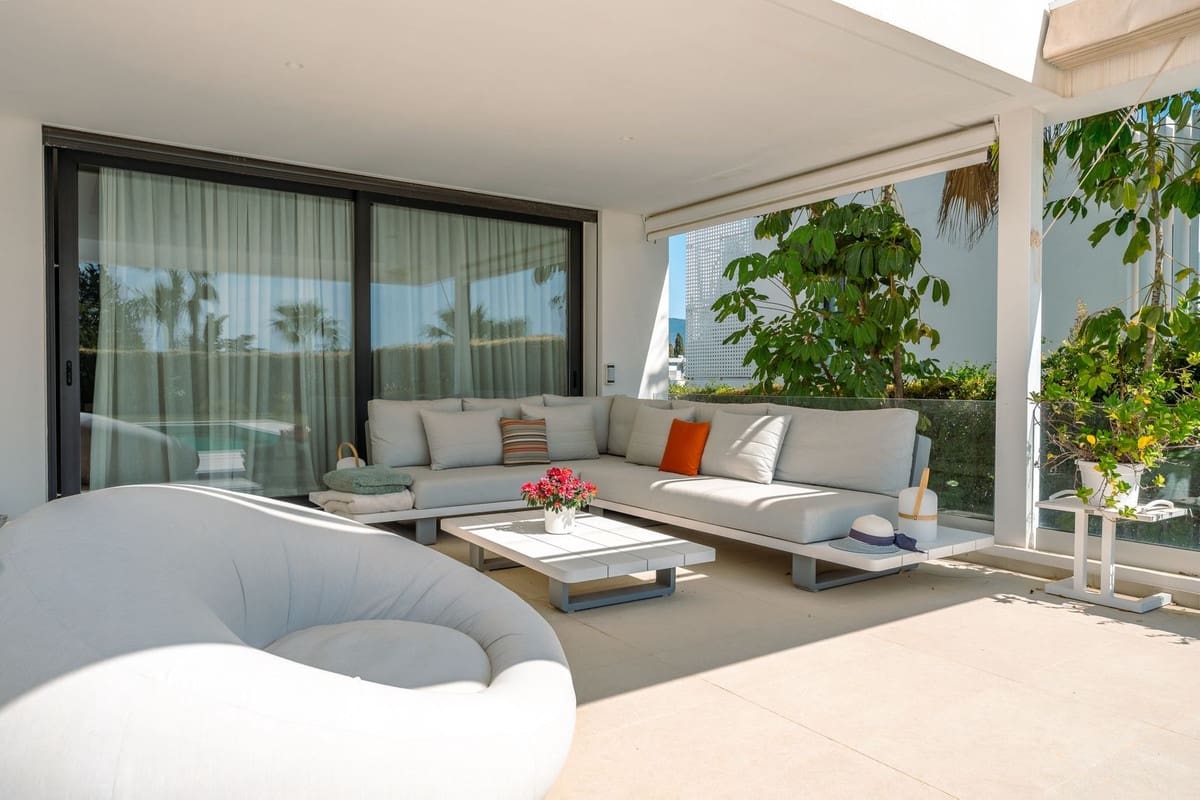 4 bedroom Villa for rent in Cancelada with pool - € 13,000 (Ref: 9749429)