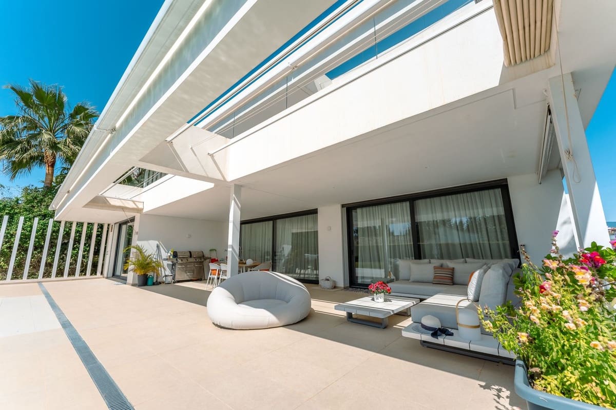 4 bedroom Villa for rent in Cancelada with pool - € 13,000 (Ref: 9749429)