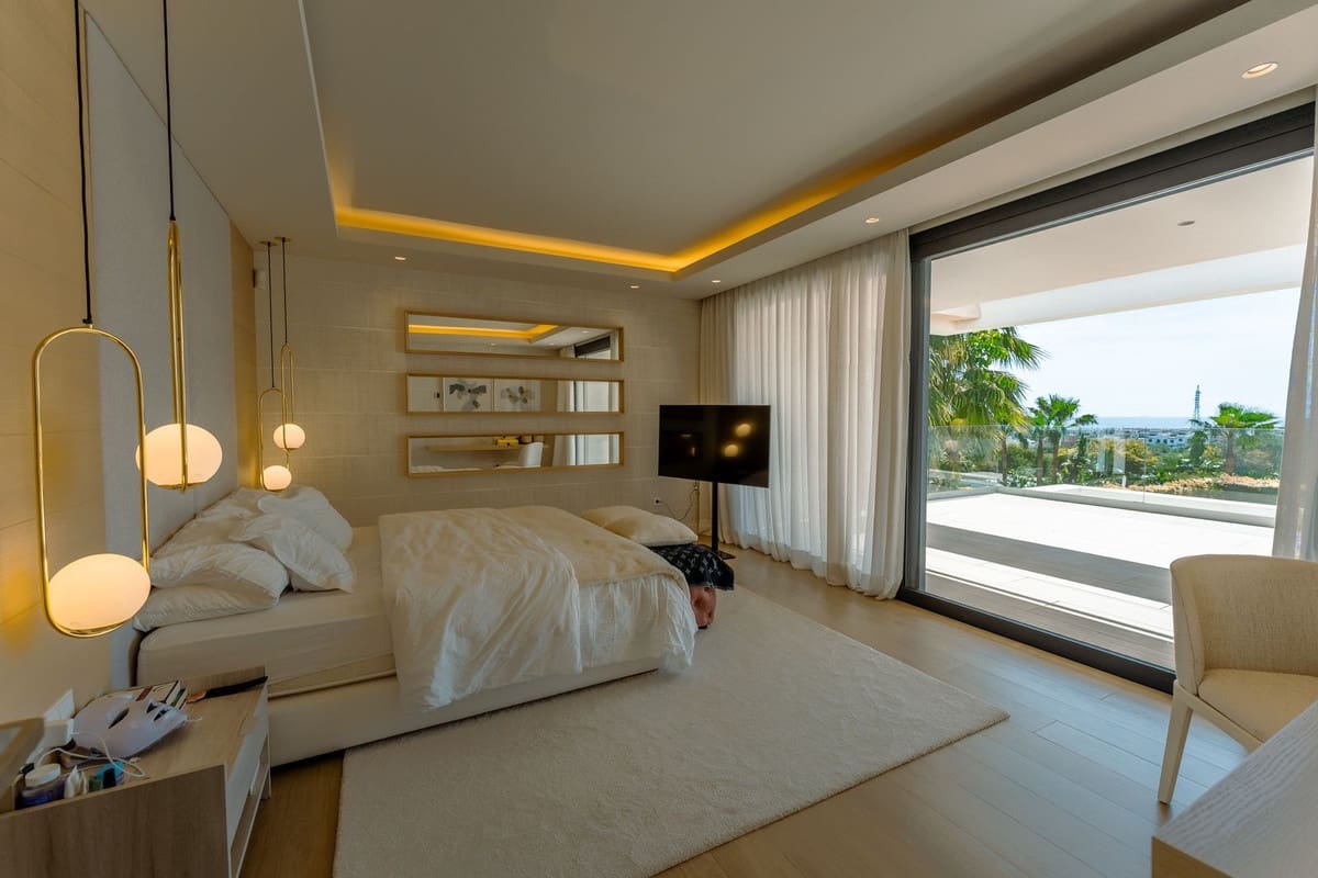 4 bedroom Villa for rent in Cancelada with pool - € 13,000 (Ref: 9749429)