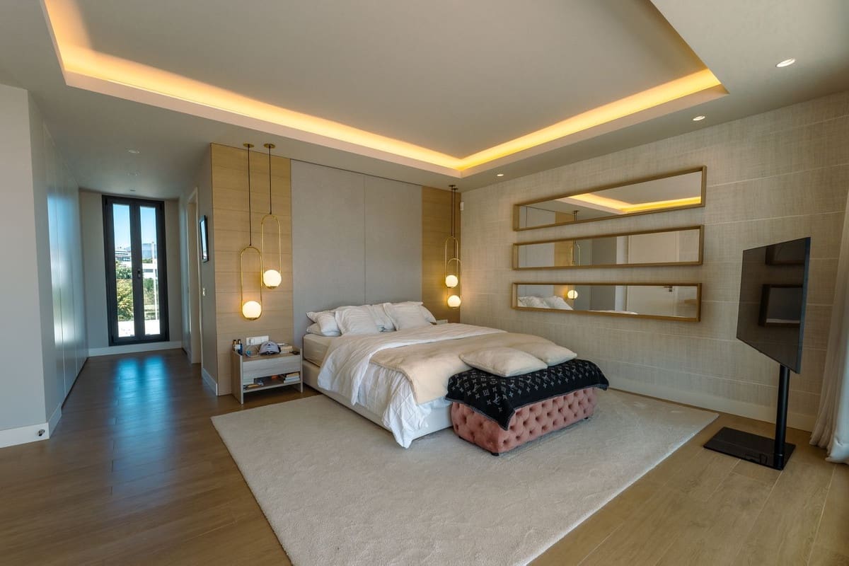 4 bedroom Villa for rent in Cancelada with pool - € 13,000 (Ref: 9749429)