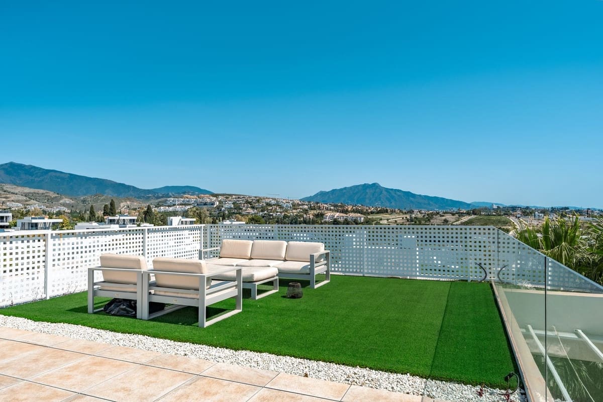 4 bedroom Villa for rent in Cancelada with pool - € 13,000 (Ref: 9749429)