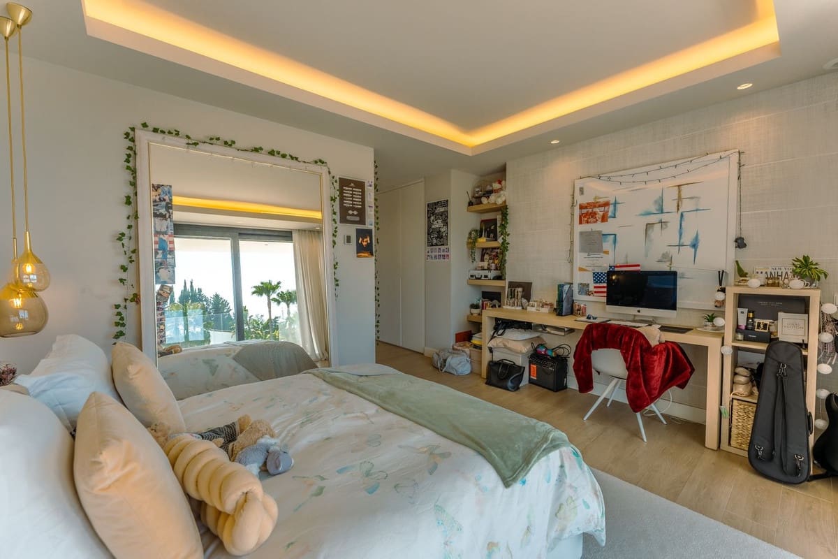 4 sypialnia Willa do wynajęcia w Cancelada z basenem garażem - 11 000 € (Ref: 9749429)