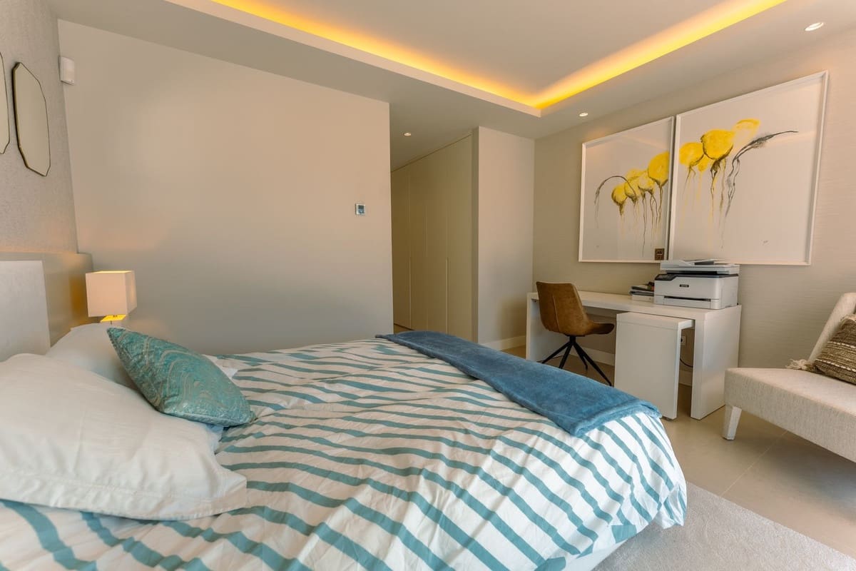 4 sypialnia Willa do wynajęcia w Cancelada z basenem garażem - 11 000 € (Ref: 9749429)