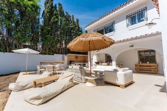 4 camera da letto Villa da affitare come casa vacanza in Costabella, Marbella con piscina - 5.000 € (Rif: 9785991)