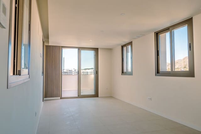 2 Zimmer Apartment zu verkaufen in Estepona mit Pool Garage - 565.000 € (Ref: 9804887)