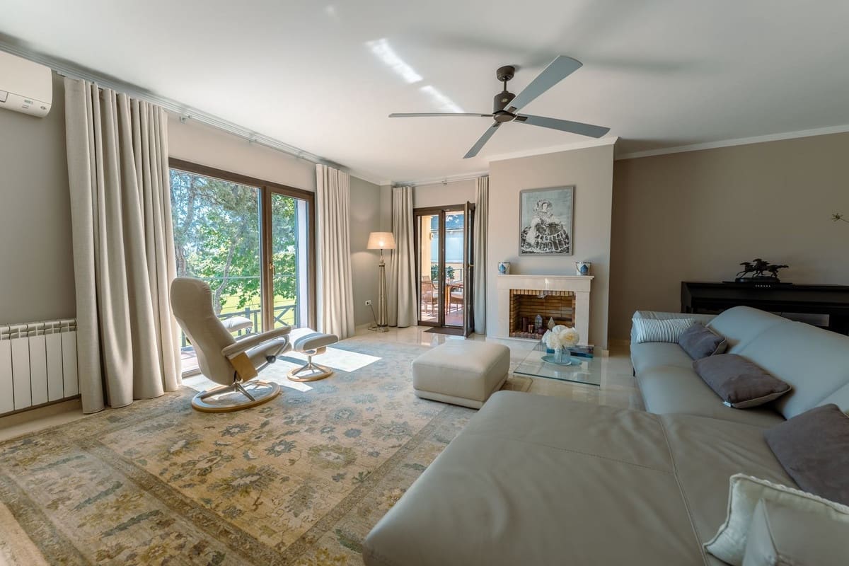 Chalet de 5 habitaciones en Guadalmina en venta con piscina garaje - 1.449.000 € (Ref: 9825832)